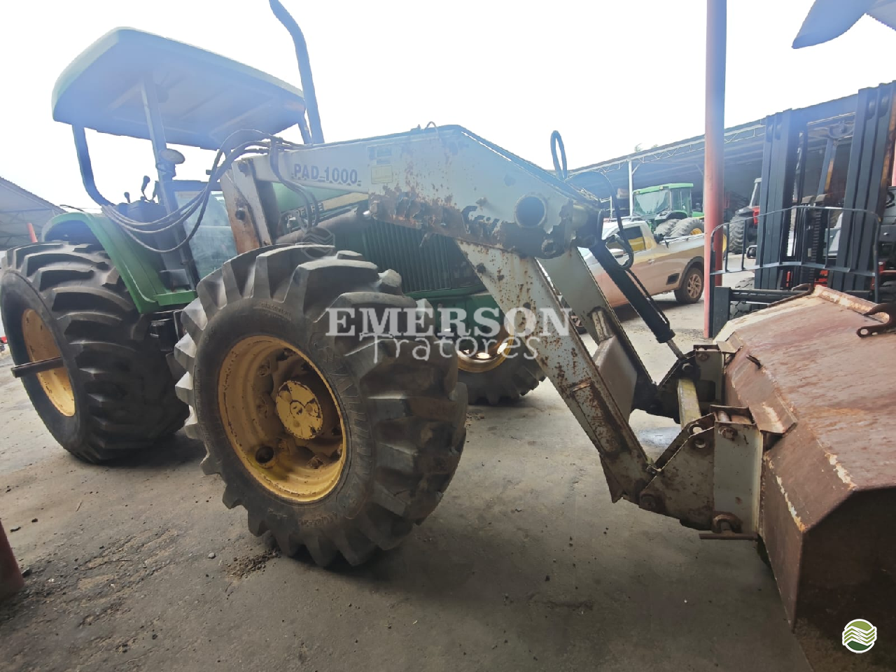 JOHN DEERE 7500 de Emerson Tratores
